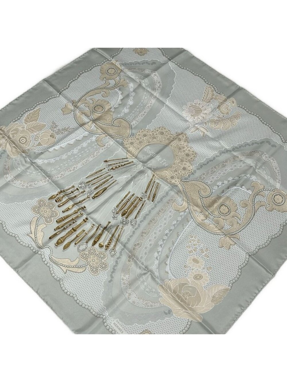 Hermes Scarf Carre 90 Light Gray Beige Multi Doigts de Fee Fairy Finger